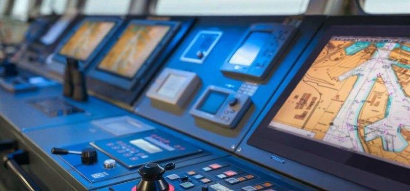 تطور نظام ECDIS: كيف يغير معيار S-100 أساليب الملاحة البحرية