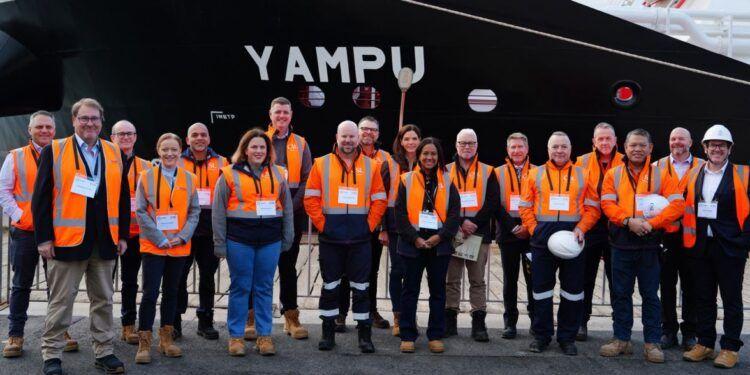 World’s First Battery-Electric Self-Unloading Bulker Begins Operations
