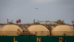 Qatar Brings Empty LNG Ships Home Amid Possible Export Shift