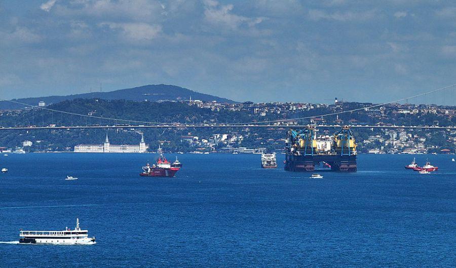 Turkish Rescue Teams Search for 10 Missing After Cargo Ship Sinks Near Istanbul