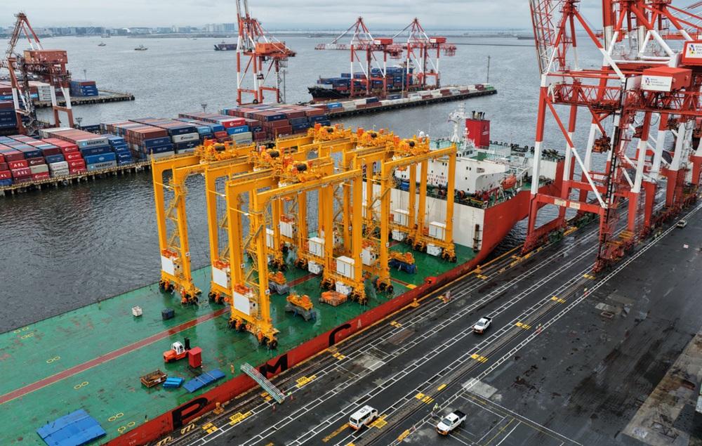 ATI and DP World Commission Six Hybrid Cranes at Manila Port