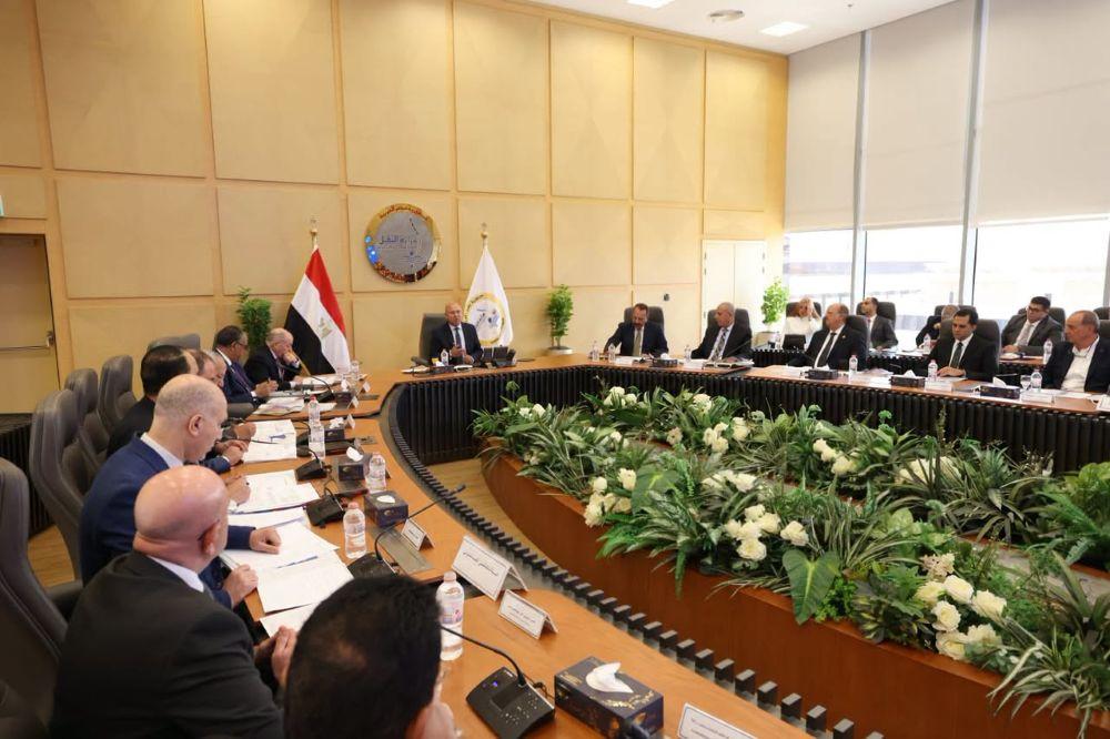 مصر تعزز أسطول ناقلات البترول عبر خطط توسعية تشمل شراء وبناء سفن جديدة