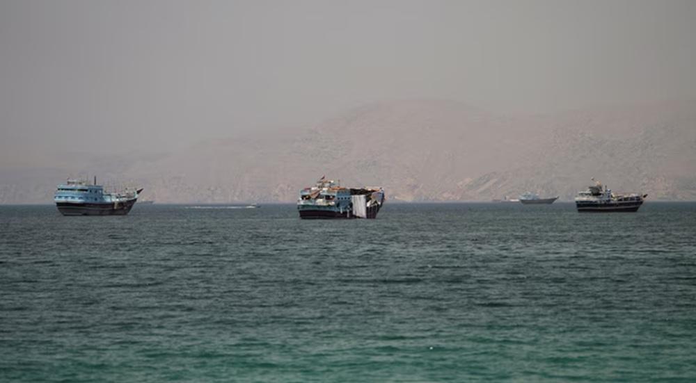 Shipping Traffic Holds Steady at Hormuz and Bab el-Mandeb