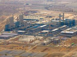 SOHAR Port and Freezone Posts First-Half Results Amid Continued Industrial Investment